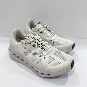 Womens 9 on cloudsurfer euc